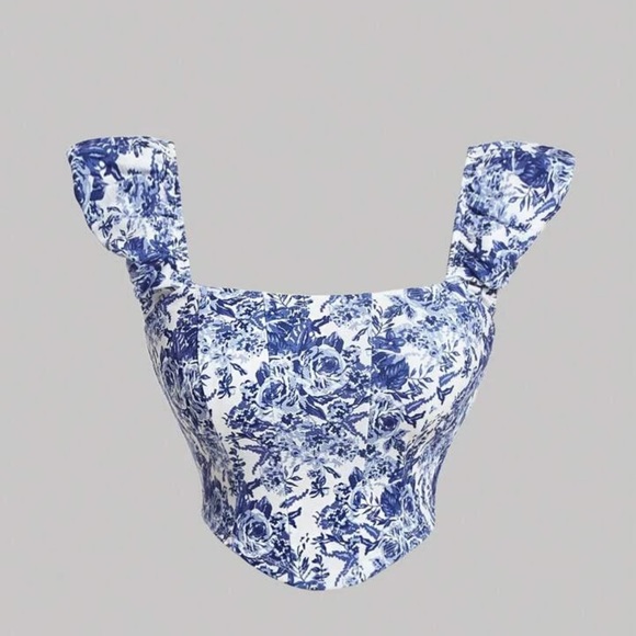 Blue and white floral print puff sleeve crop top - Picture 1 of 5